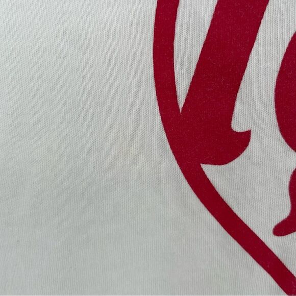 ~Levi's Women's '73 Groovy Vintage Style Heart Graphic Tee M - Picture 5 of 6